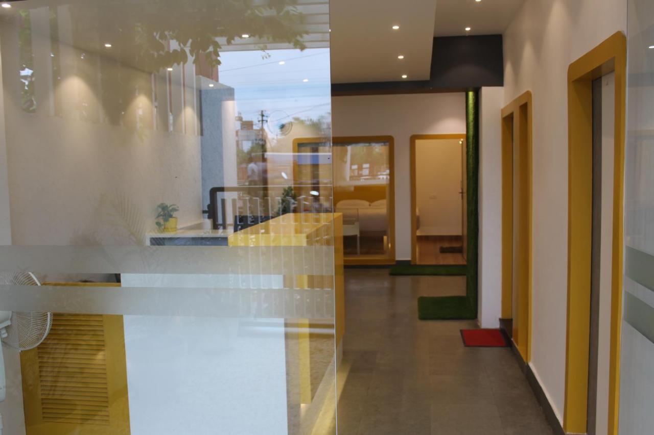 Stay Inn Bhopal Buitenkant foto